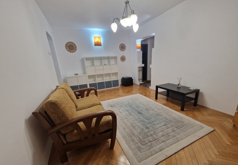 Crangasi proximitate Metrou, apartament 2 camere decomandat 58 mp / mobilat